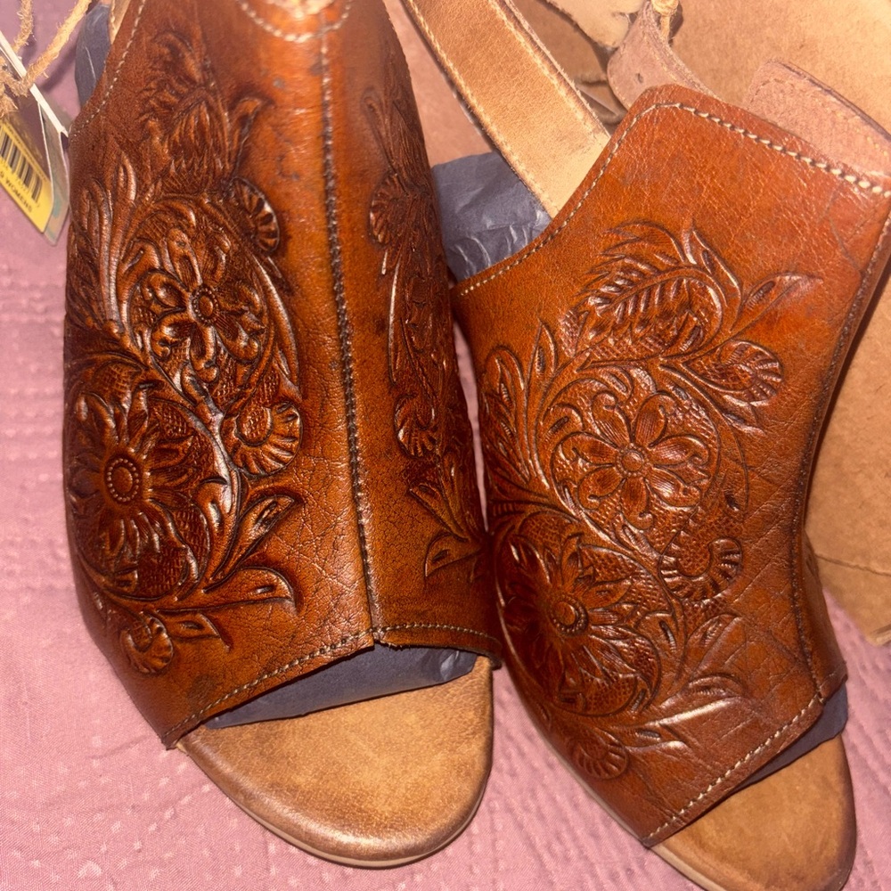 Roper Brown Leather Mules with Floral Embossing size 9